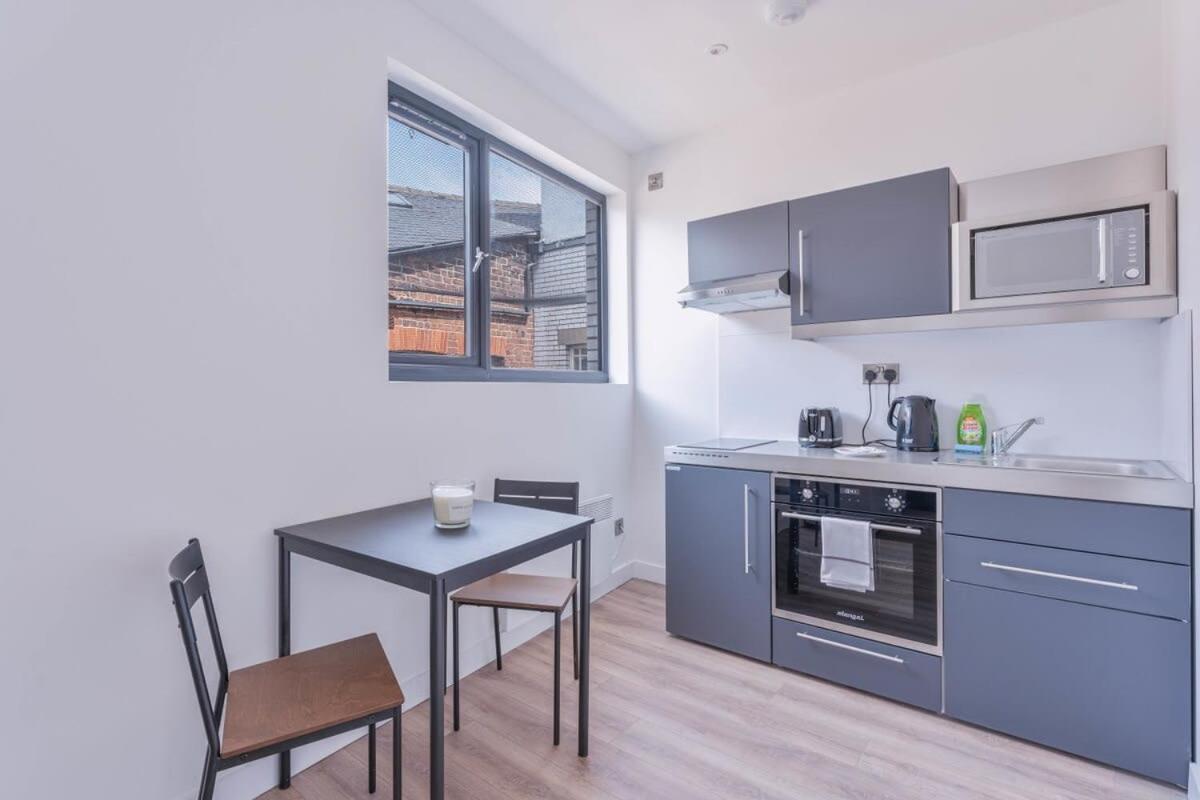 Charming Studio Apartment In Central Sheffield Exteriör bild